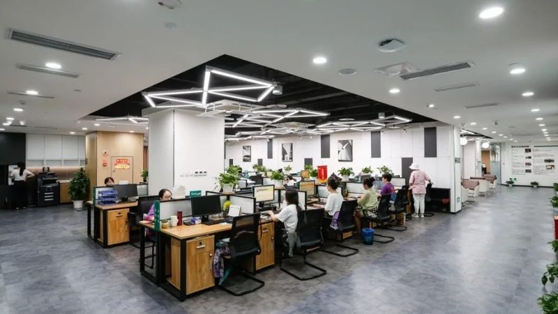 钳工实训台：规格型号背后的技术考量**