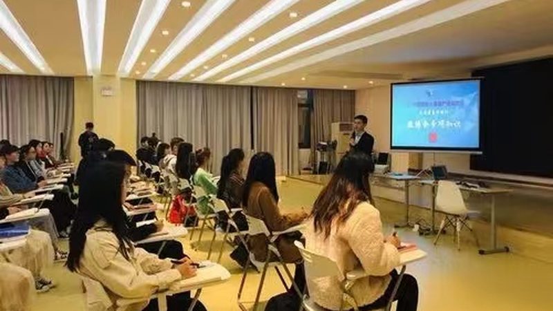 全媒体运营师资格证考试题库：揭秘其背后的秘密